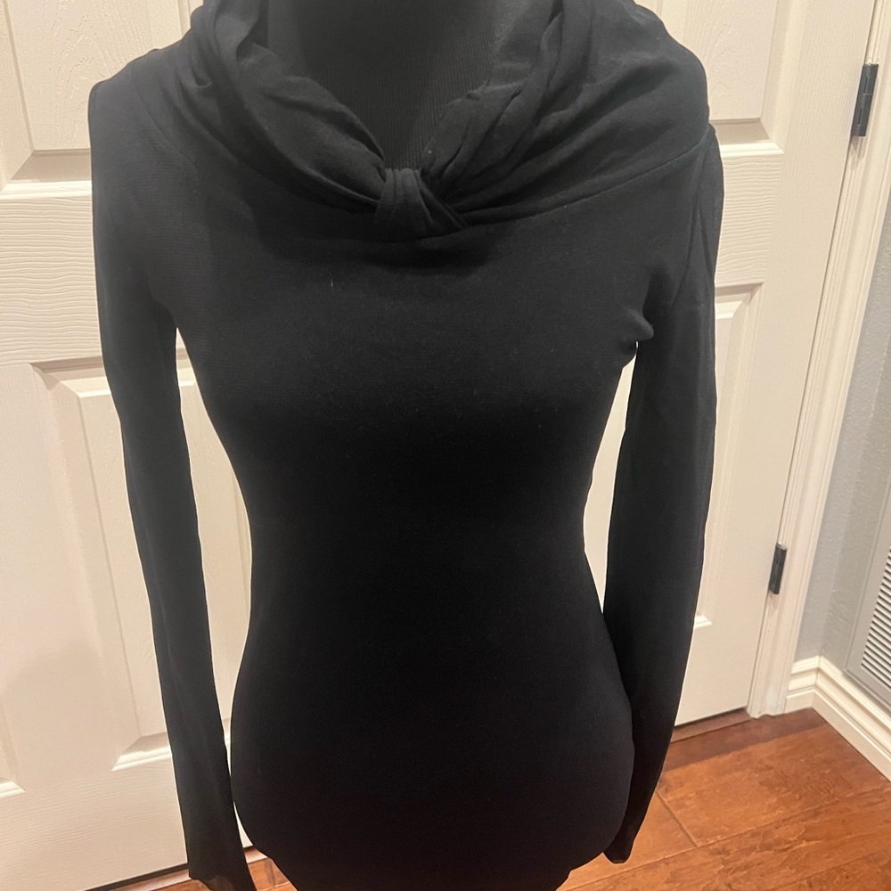 Fuzzi Elegant Black Long Sleeve Top made in Italy. Excellent condition